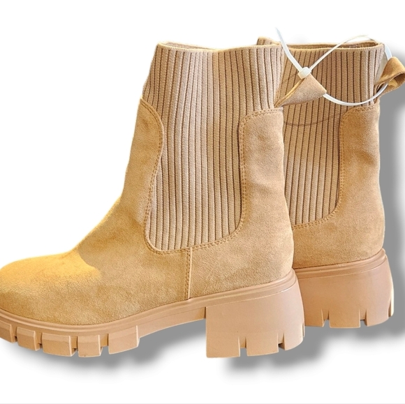 Block heel ankle boots - Picture 6 of 7